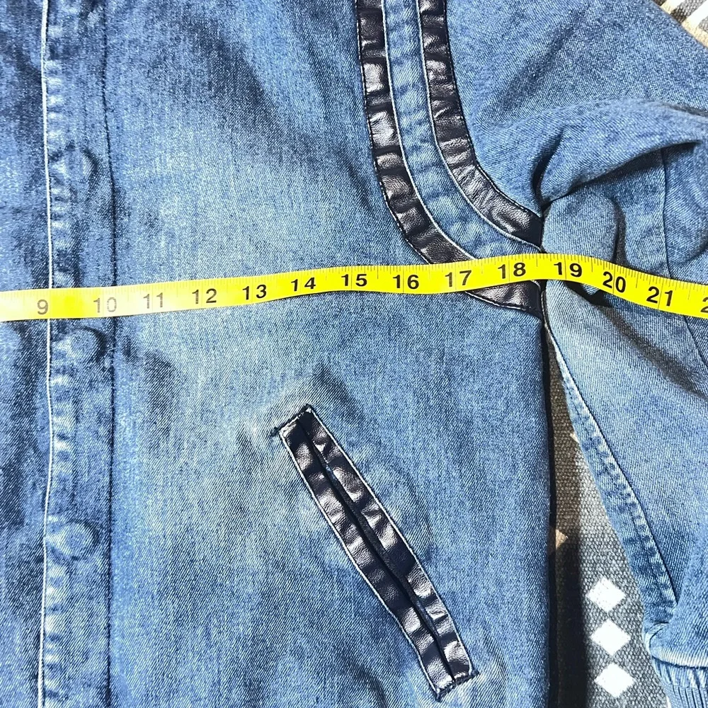 Ring of Fire big Kids Blue Jean denim varsity Jacket M
